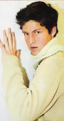 eddy vilard - rebelde - actori din rebelde