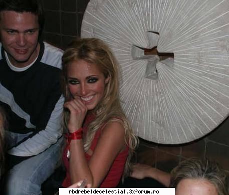 poze - annie - anahi