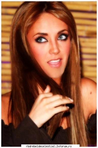 poze - annie - anahi