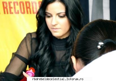 poze - annie - mayte perroni