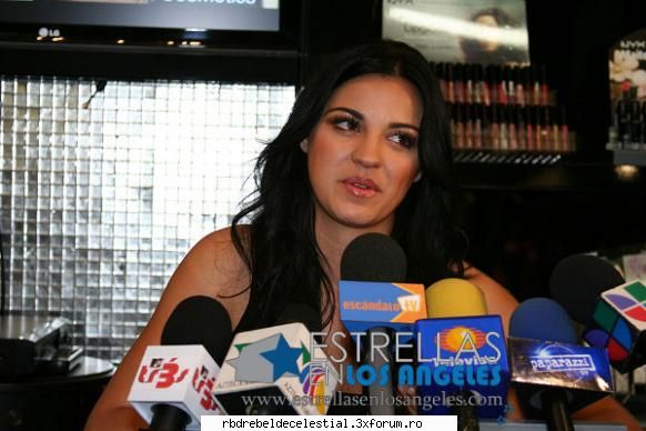 poze - anahi - mayte perroni